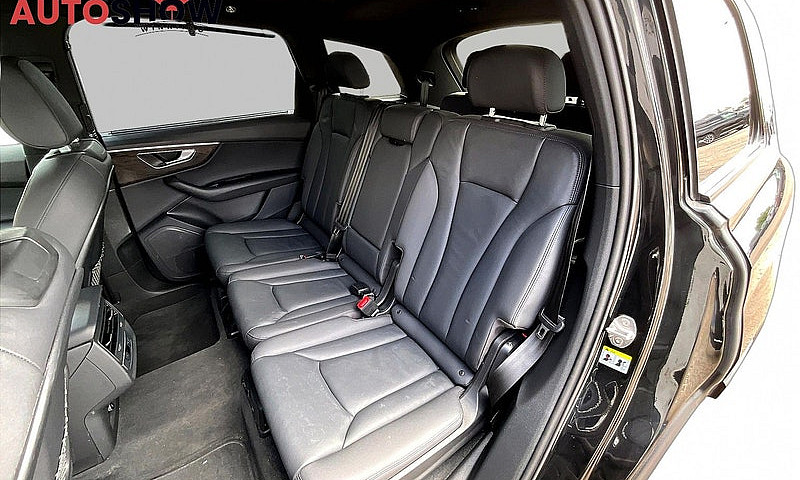 2022 Audi Q7 45 Komf...