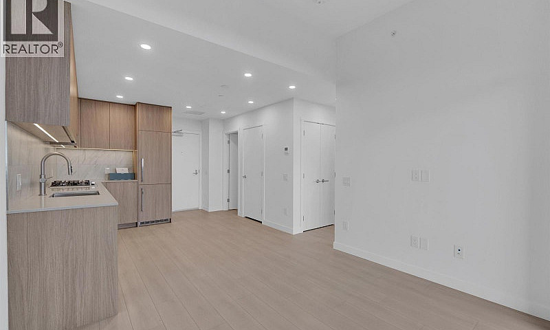 2703 626 Claremont S...
