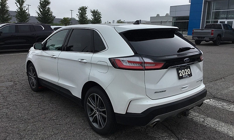2020 Ford Edge Titan...