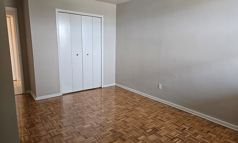 One Bedroom Apartmen...