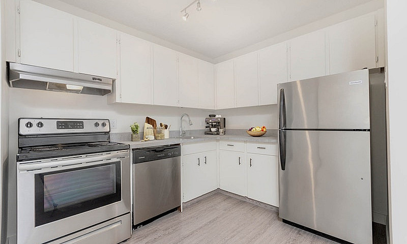 1 Bedroom - 4040 Gor...