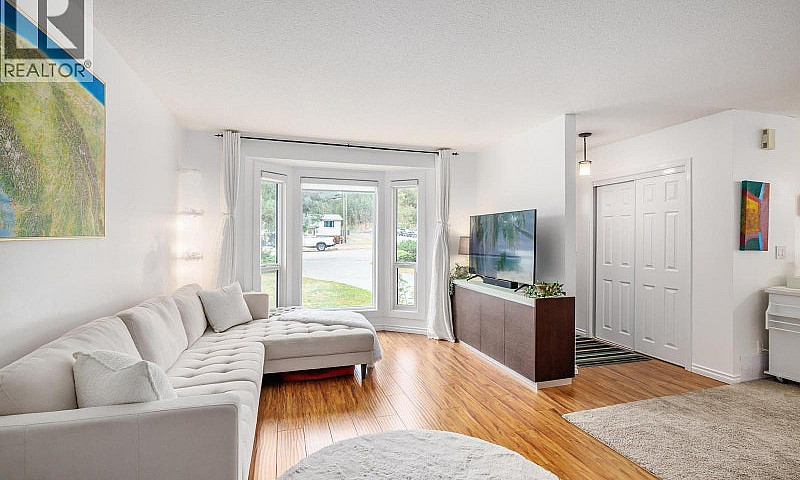 2754 Cameron Road We...