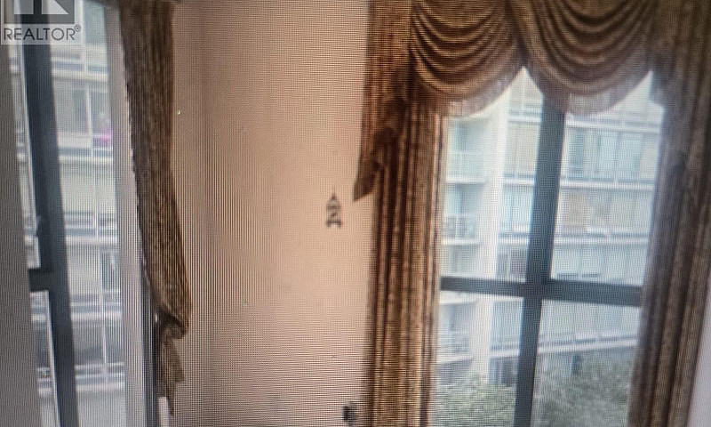 703 8246 Lansdowne R...