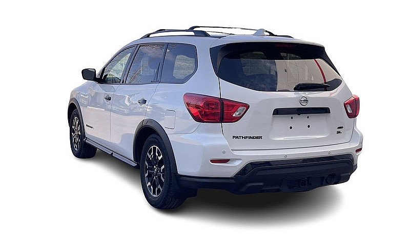 2020 Nissan Pathfind...