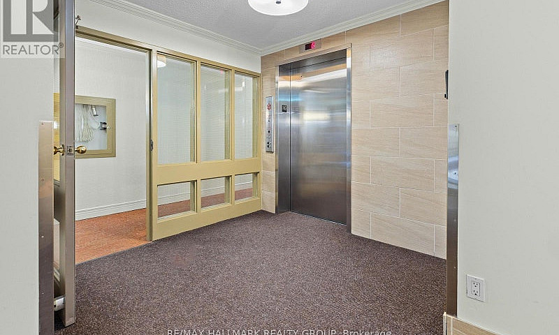 211 - 959 North Rive...