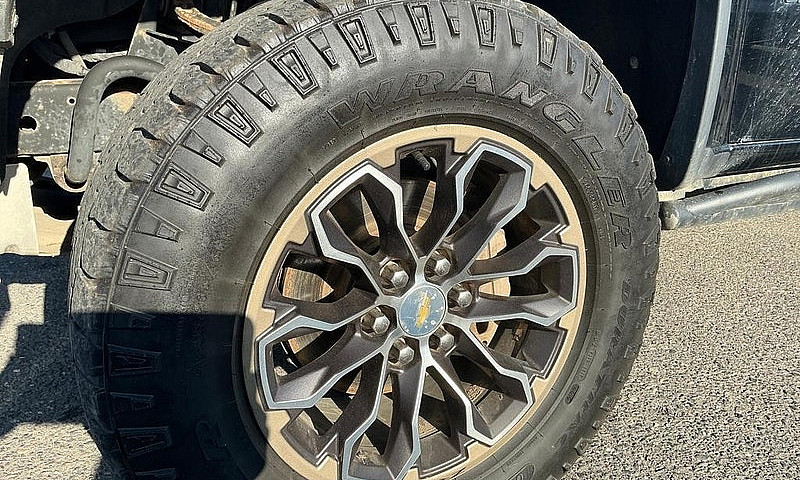 2020 Chevrolet Color...