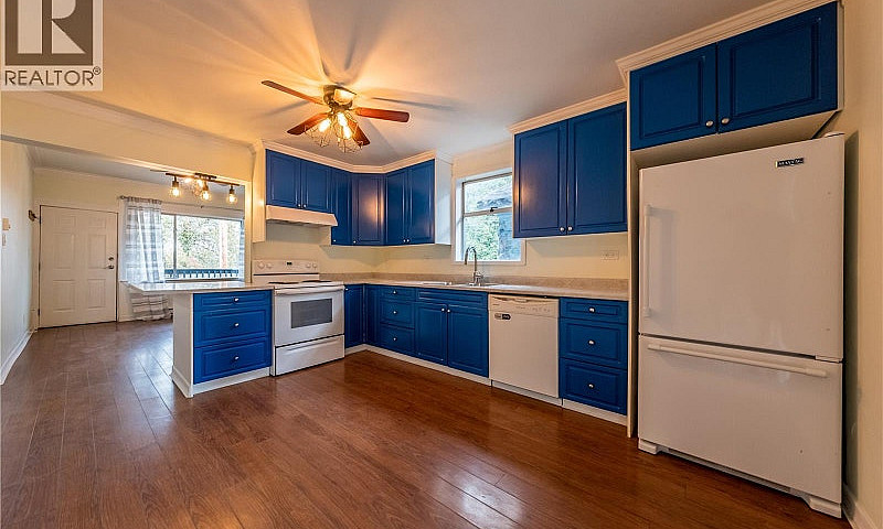 40 Irwin St Nanaimo,...
