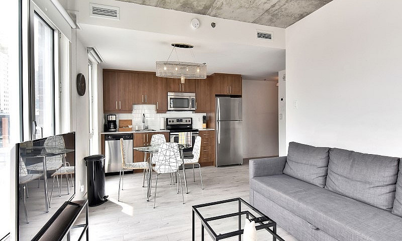 4 1/2 Condo Apartmen...