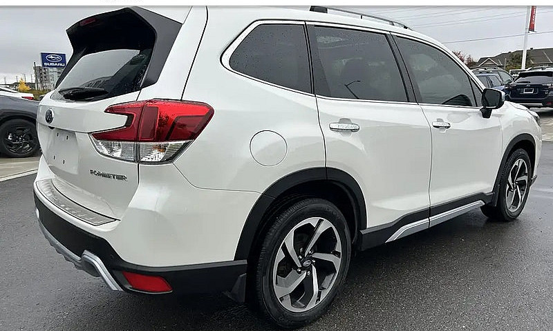 2022 Subaru Forester...