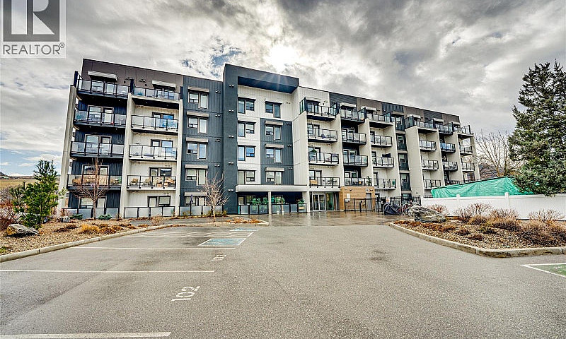 2555 Lakeshore Road ...