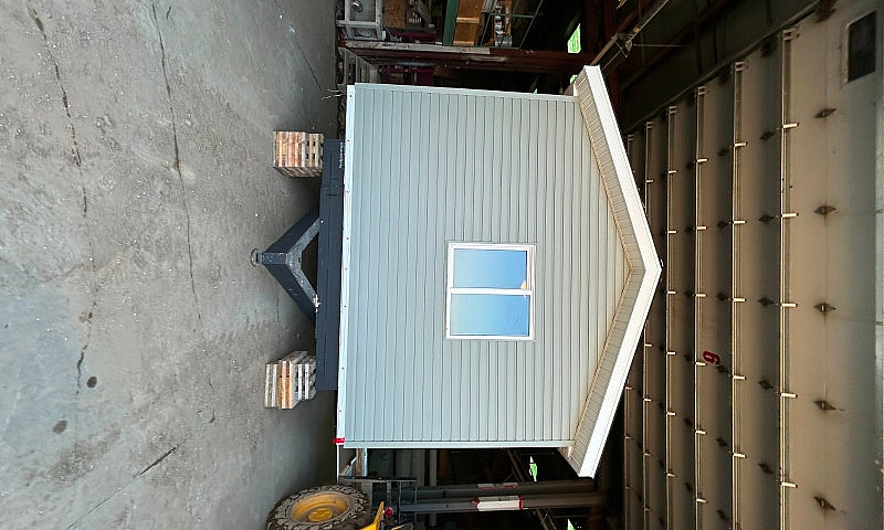 4 Bed 1 Bath Home (A...