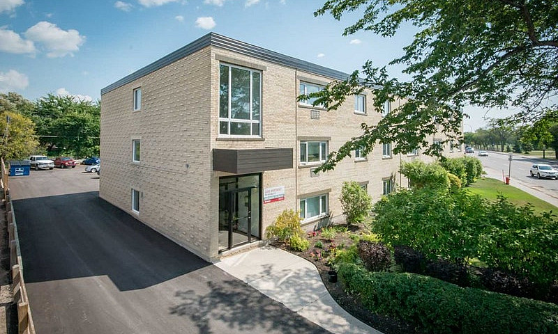 Laval Apartments - 1...