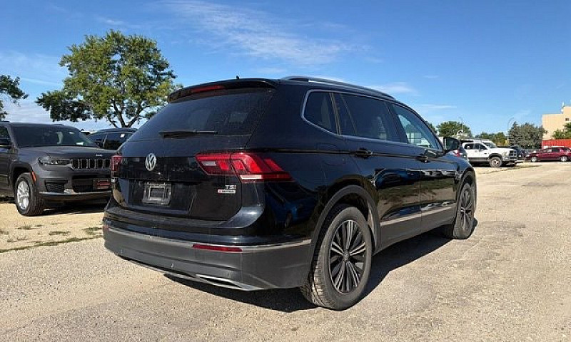 2018 Volkswagen Tigu...