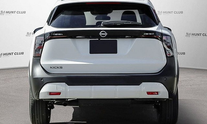 2026 Nissan Kicks Sv...