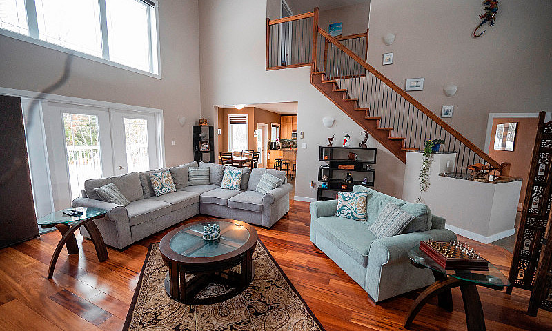 ***467 Whitewater Pl...