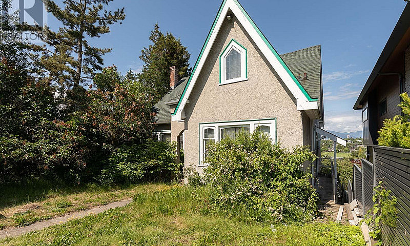4376 Quesnel Drive V...