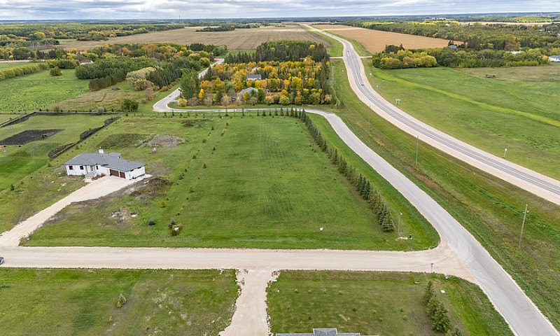 East Selkirk 2 Acre ...