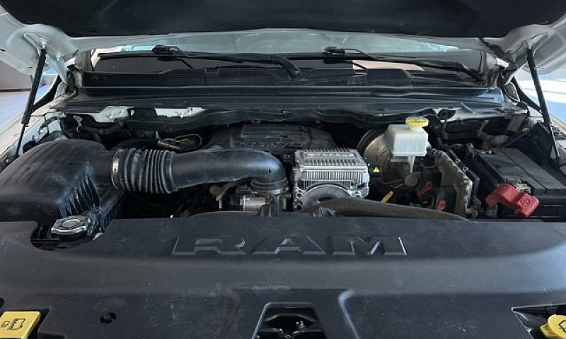 2019 Ram 1500 Larami...
