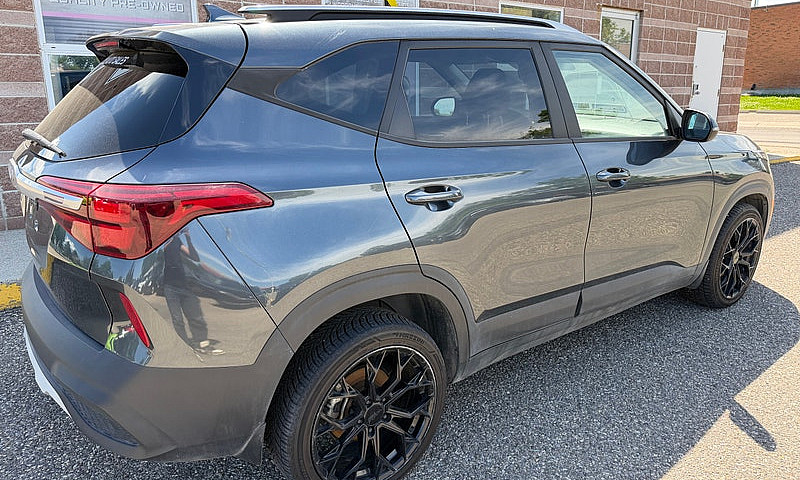2022 Kia Seltos Lx...