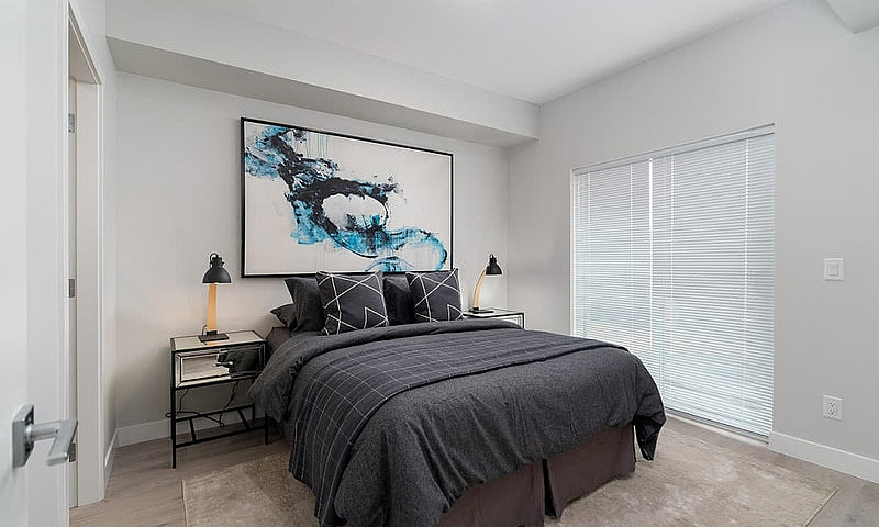 1 Bedroom Available ...