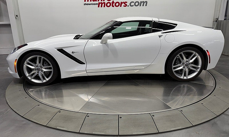 2019 Chevrolet Corve...