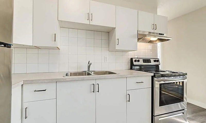 Apartments With In S...