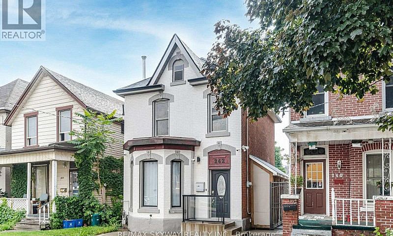 242 East Avenue N Ha...