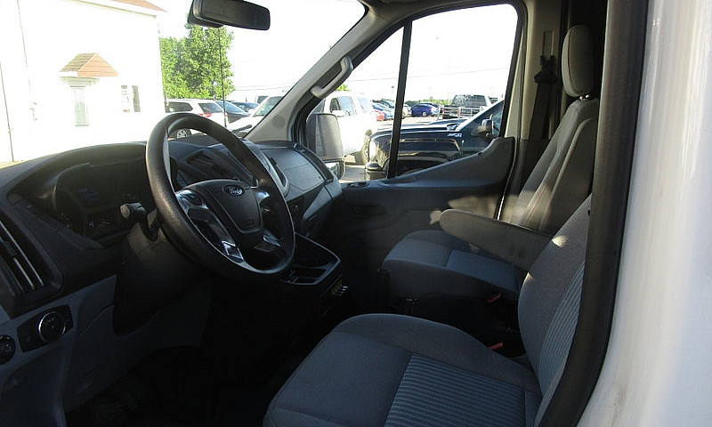 Ford Transit-350 T-3...