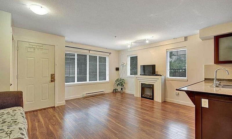 125 13958 108 Avenue...