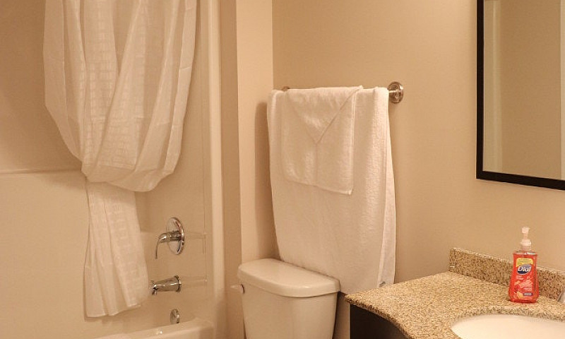 Eaglemont Manor - Be...