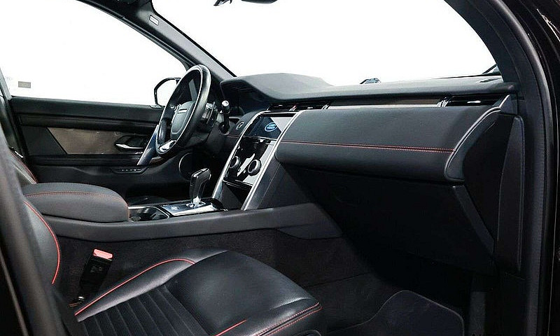 2020 Land Rover Disc...