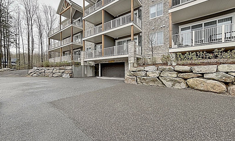 899 000$ - Condo À V...