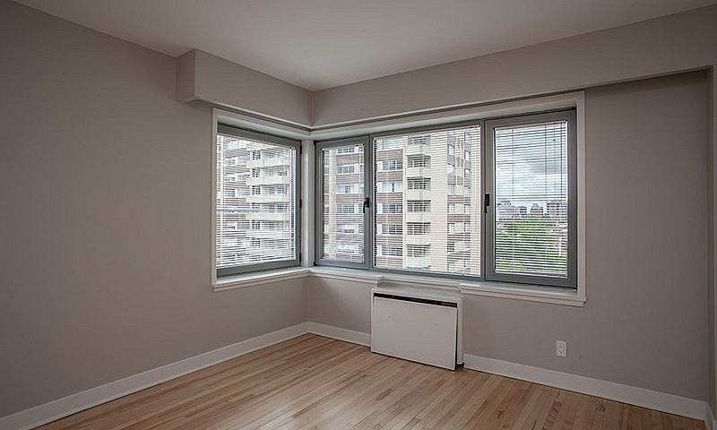 Three Bedrooms Two B...