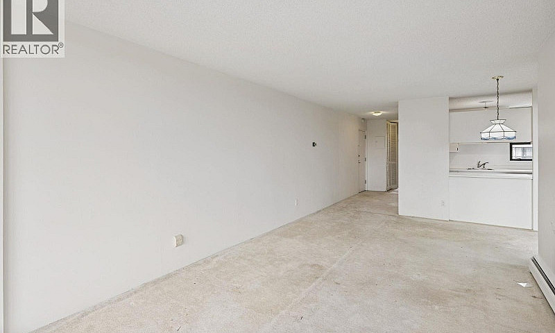 301 1995 Beach Avenu...