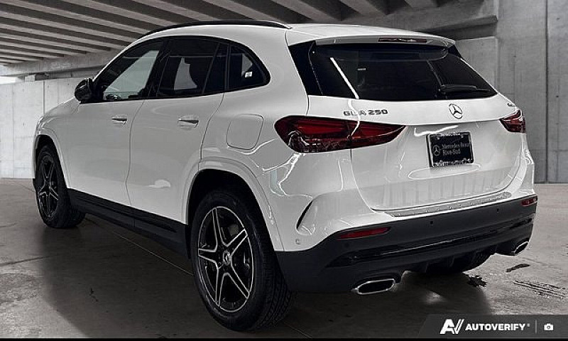 2026 Mercedes-Benz G...
