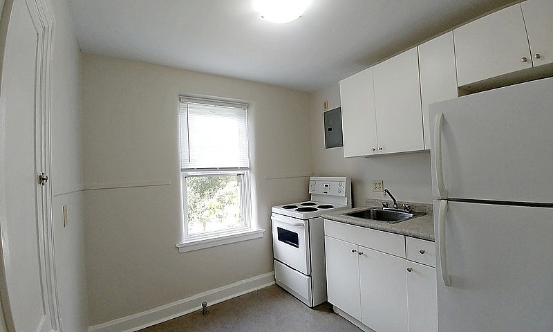 573 Sherbrook - 1 Br...
