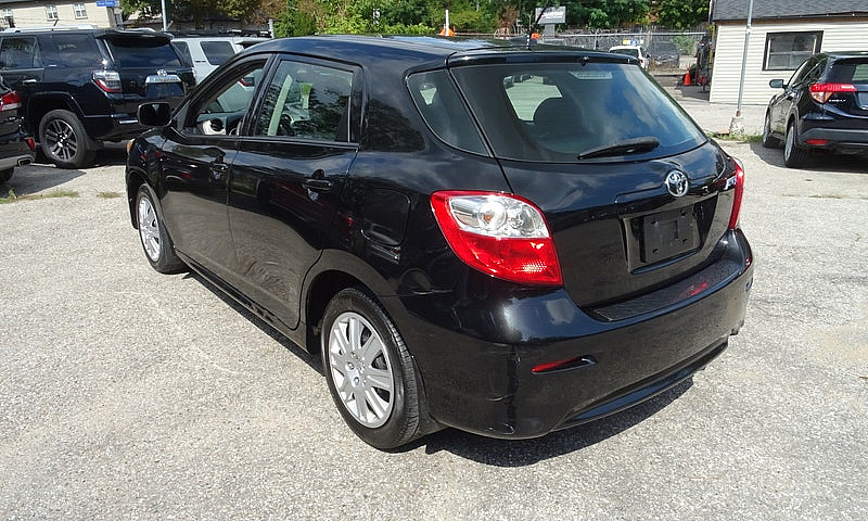 2013 Toyota Matrix B...