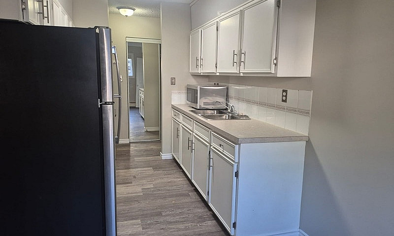2 Bedroom Condo In R...