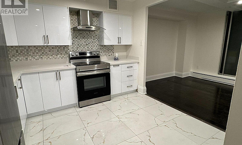 307 - 1701 Mccowan R...