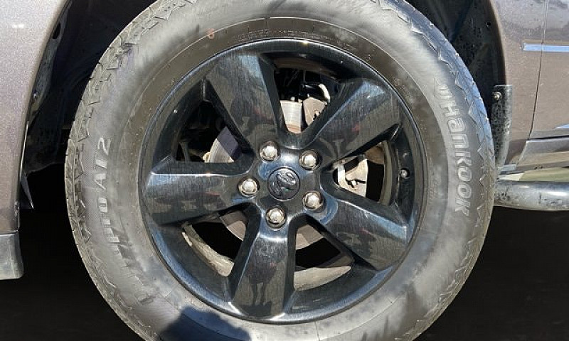 2023 Ram 1500 Classi...