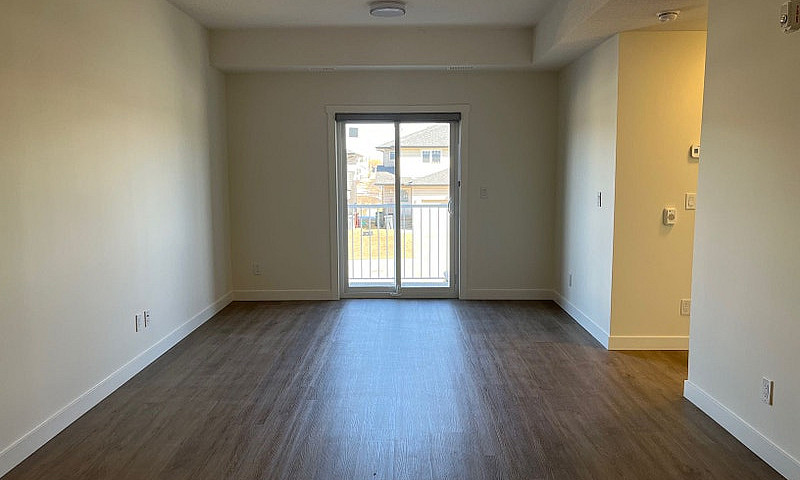 2 Bed 1 Bath Unit In...