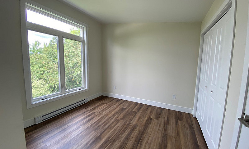 47 Lupin Avenue Rive...