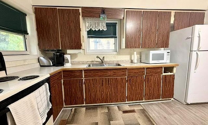 115 8Th Avenue N Vir...