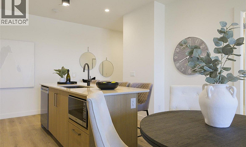 3300 Lakeshore Road ...