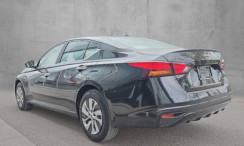 2025 Nissan Altima S...