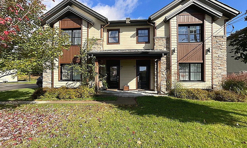 $585,000 - Duplex Fo...