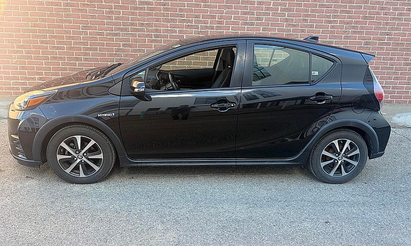 2018 Toyota Prius C ...