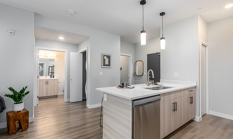 2 Bedroom, 2 Bathroo...