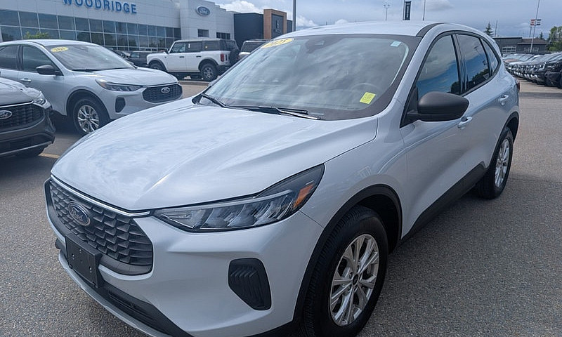2025 Ford Escape...
