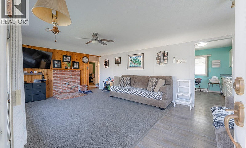 3968 Glenside Rd Por...